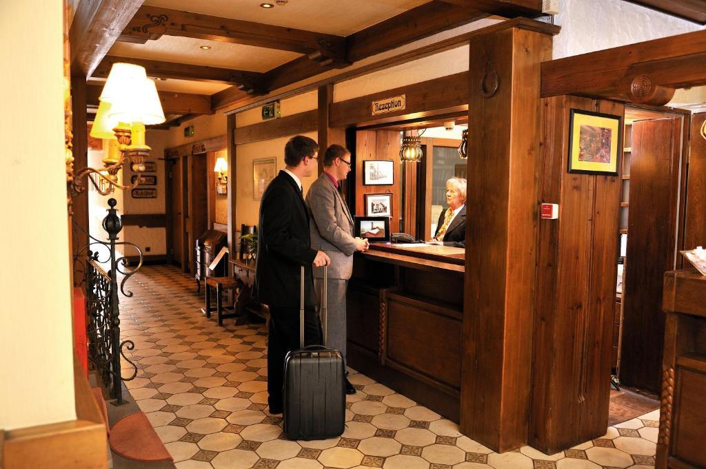 Hotel Restaurant Hoettche Dormagen Eksteriør billede